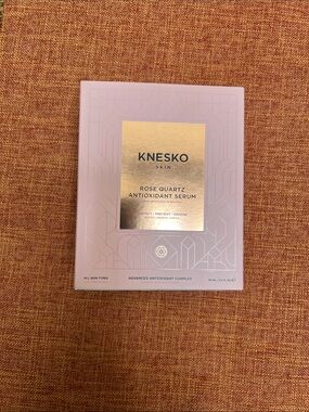Knesko Skin Rose Quartz Antioxidant Serum - P